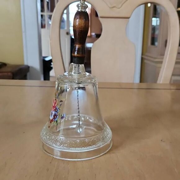 Glass Foral dinner bell made in England - Picture 2 of 5